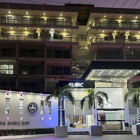 Chequers Suites Subic Bay اولونجابو المظهر الخارجي الصورة