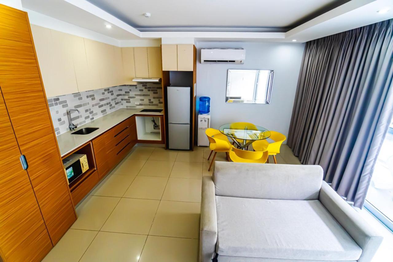 Chequers Suites Subic Bay اولونجابو المظهر الخارجي الصورة
