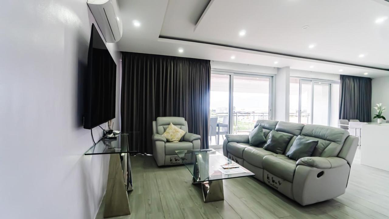 Chequers Suites Subic Bay اولونجابو المظهر الخارجي الصورة