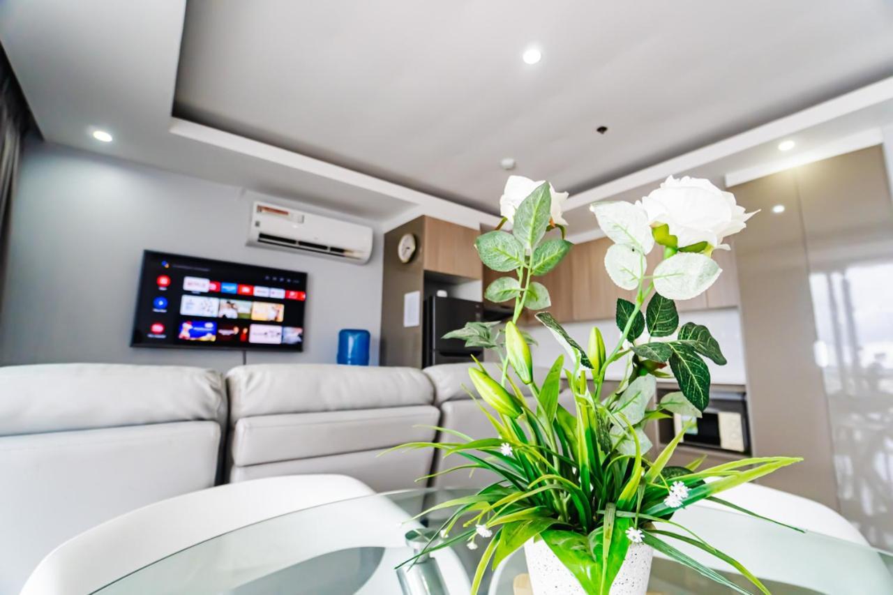 Chequers Suites Subic Bay اولونجابو المظهر الخارجي الصورة