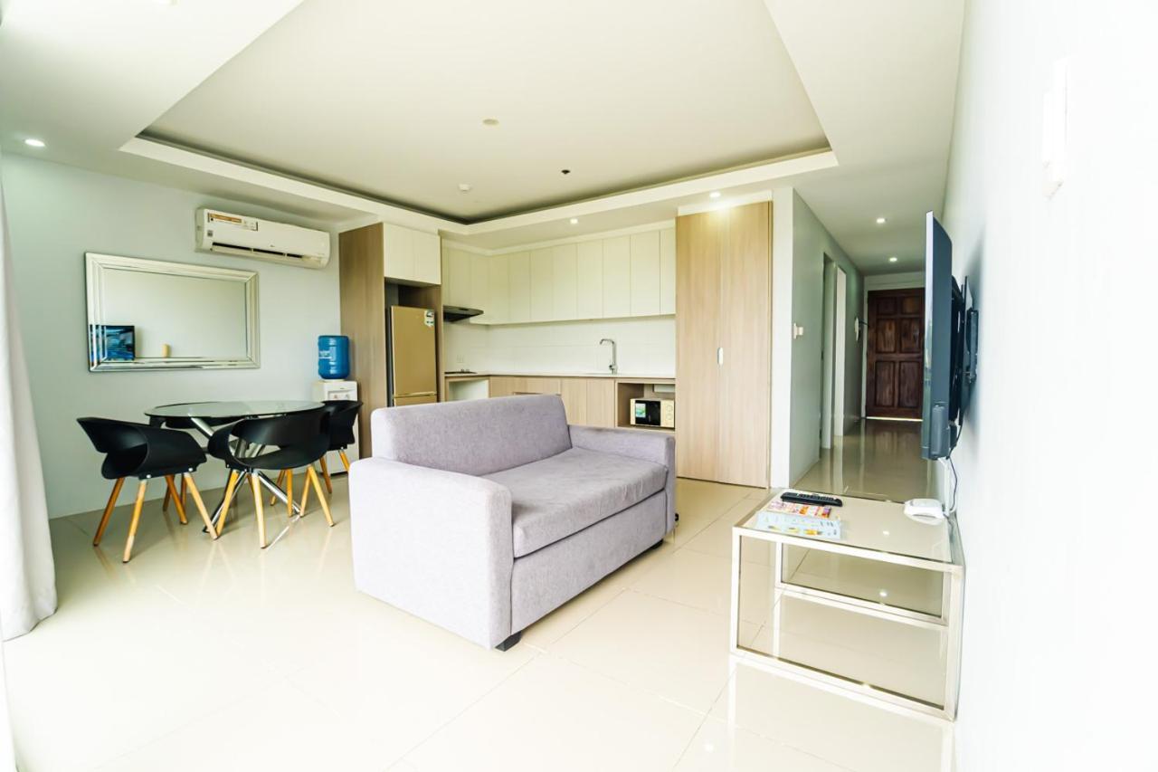 Chequers Suites Subic Bay اولونجابو المظهر الخارجي الصورة