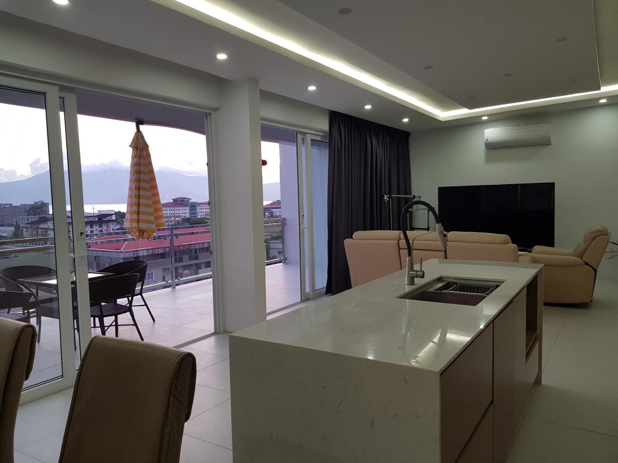 Chequers Suites Subic Bay اولونجابو المظهر الخارجي الصورة