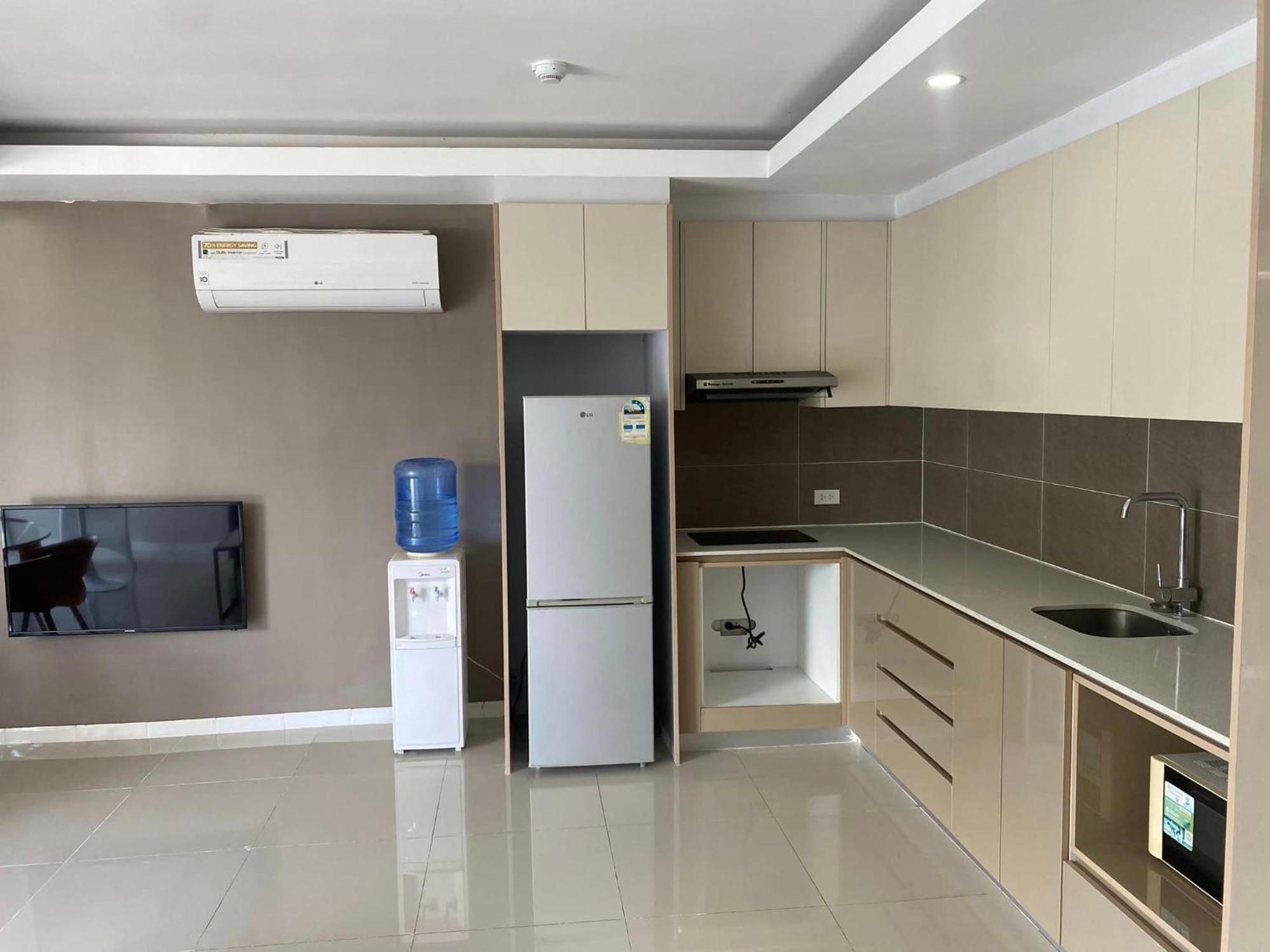 Chequers Suites Subic Bay اولونجابو المظهر الخارجي الصورة