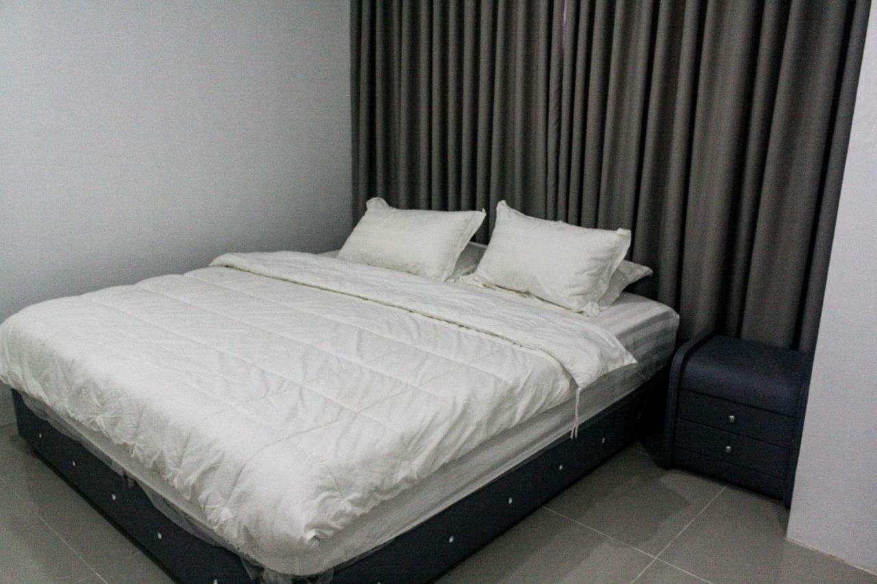 Chequers Suites Subic Bay اولونجابو المظهر الخارجي الصورة